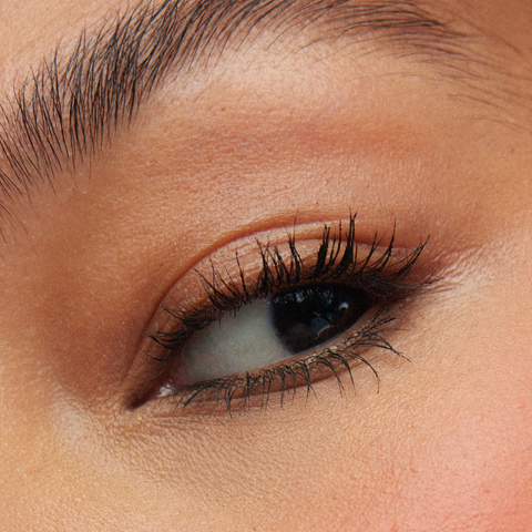 flourishing volumizing mascara midnight | r.e.m. beauty by Ariana