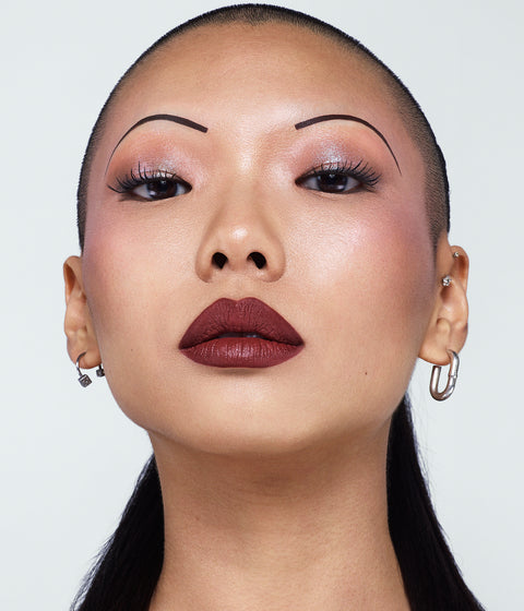 on your collar matte lipstick / wine n dine - on-figure