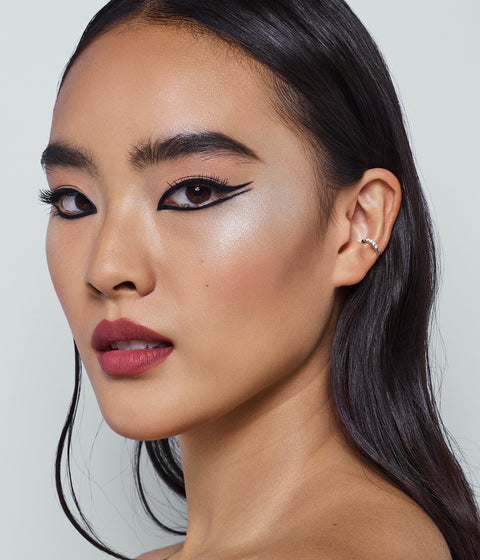 on your collar matte lipstick / drive-in movie - on-figure