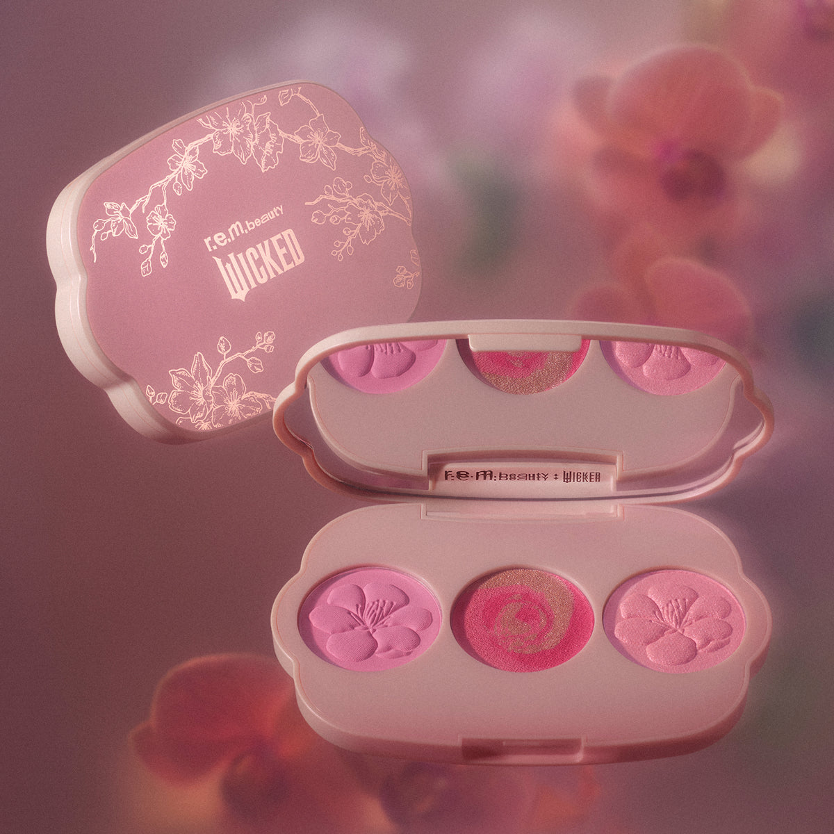 【新品】r.e.m. beauty WICKED パウダーチーク 3色セット r.e.m. beauty x Wicked: For Good couldn't be lovelier blush set