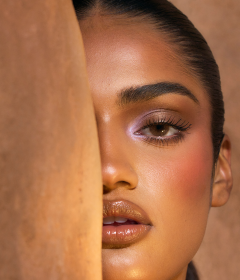 satin matte bronzer / on figure / cocoa-nut - product 331189