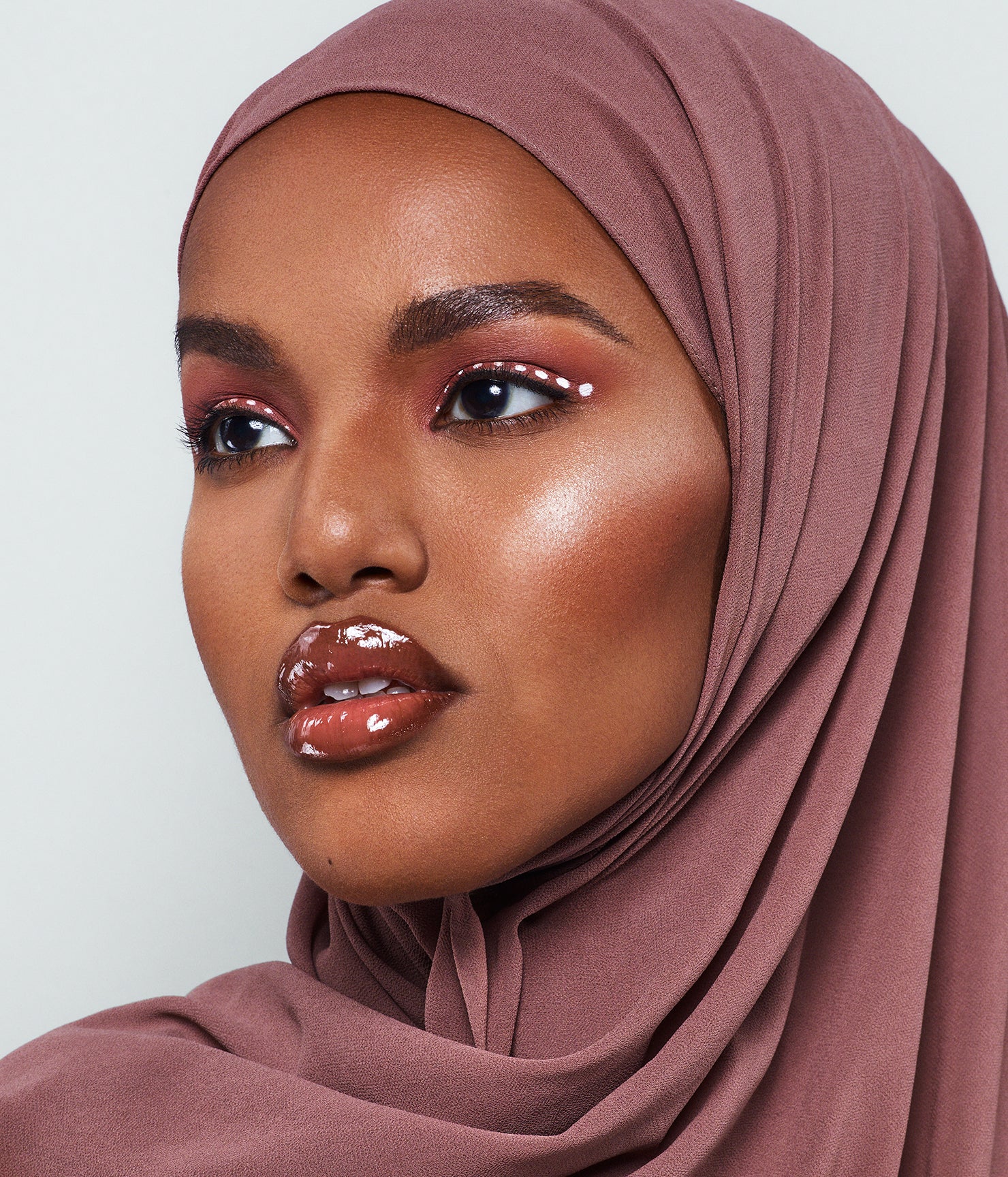 at the borderline kohl eyeliner pencil | r.e.m. beauty – rem beauty